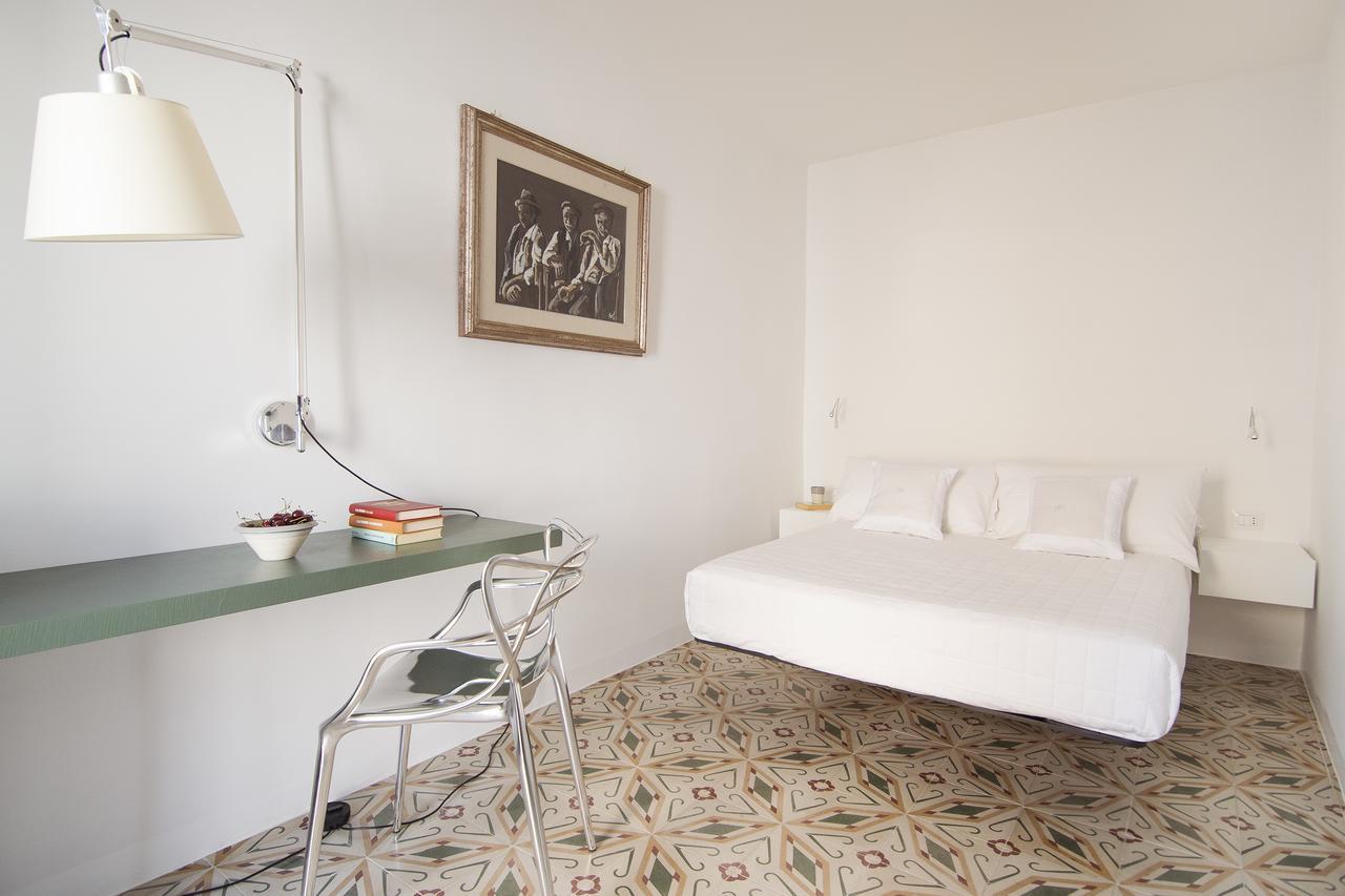 Deluxe Double Room Side Sea View